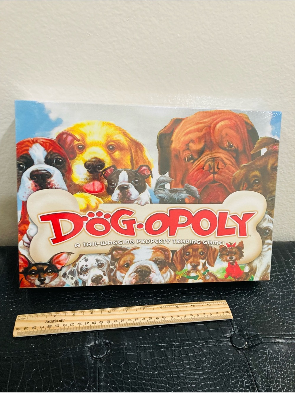 NEW Dog-opoly Board Game - AGES 8+ 2-6 players Dog Monopoly